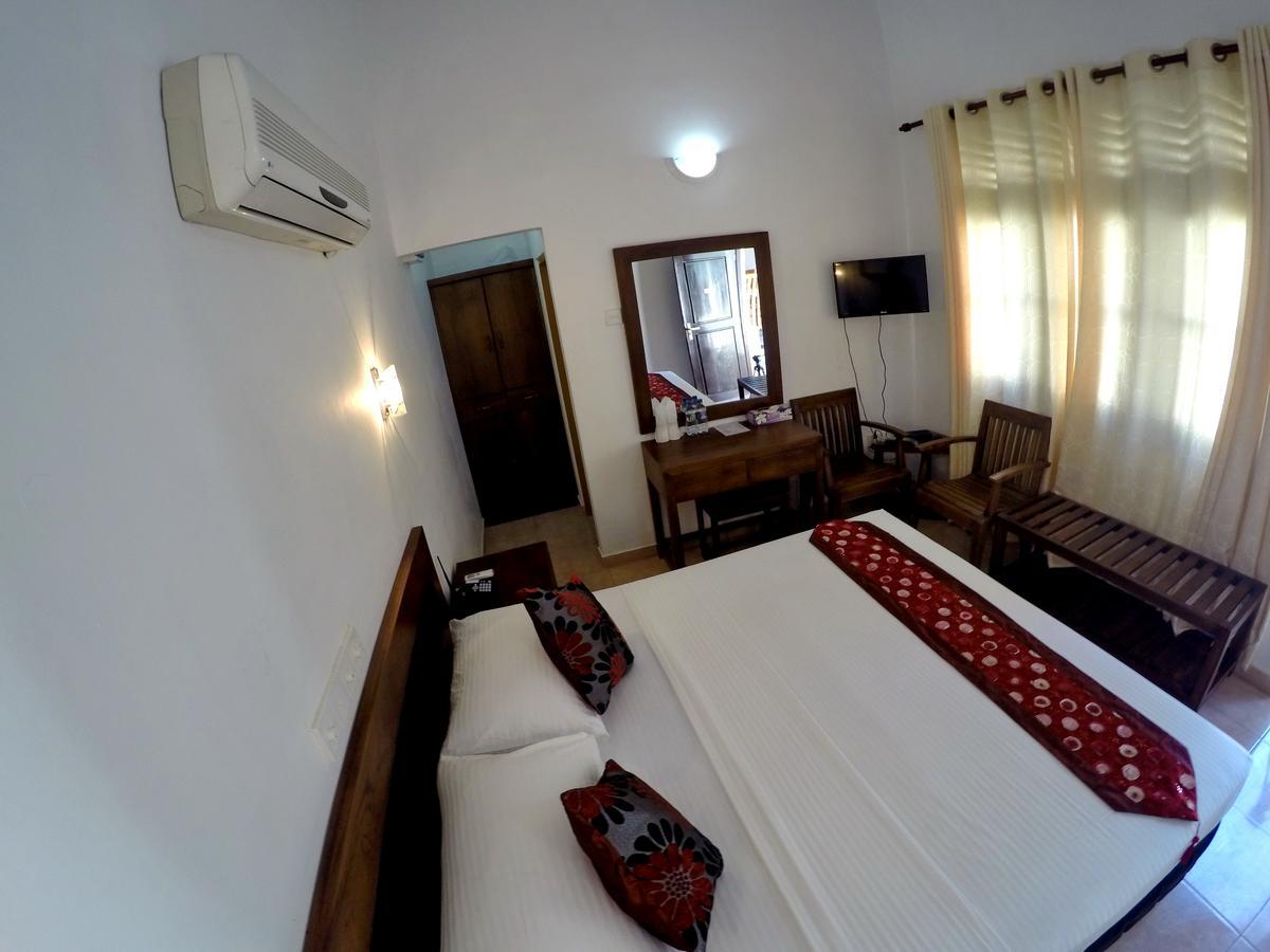 Ramon Beach Resort Ambalangoda  Exterior foto
