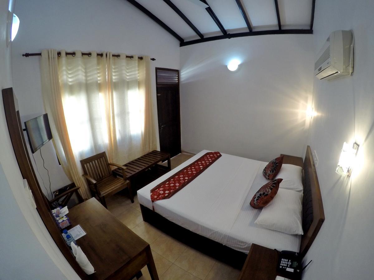 Ramon Beach Resort Ambalangoda  Exterior foto