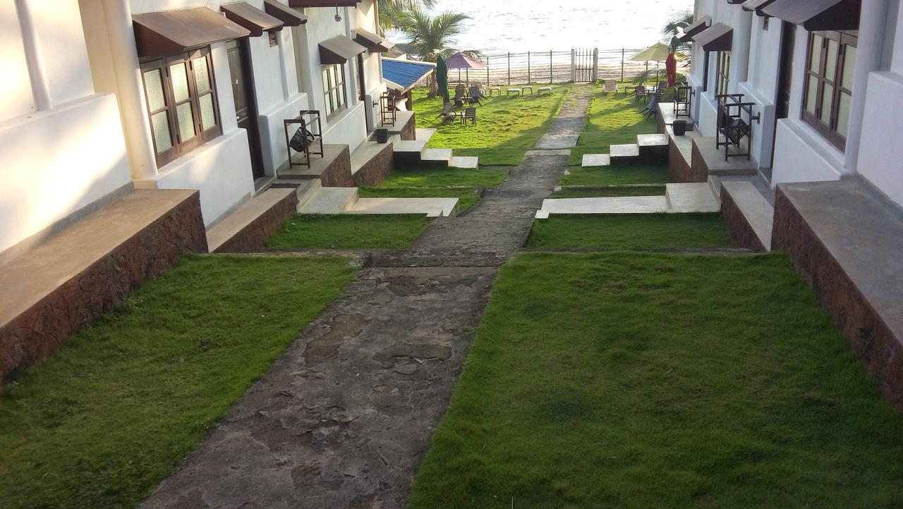 Ramon Beach Resort Ambalangoda  Exterior foto