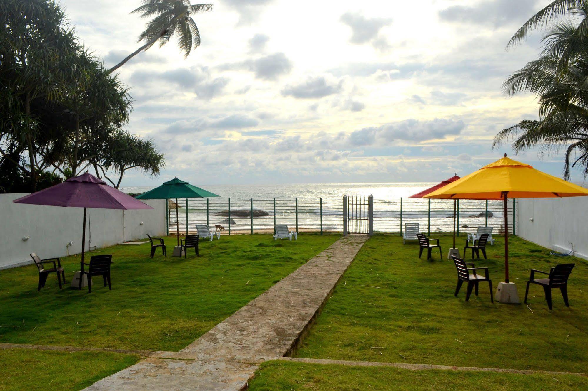 Ramon Beach Resort Ambalangoda  Exterior foto